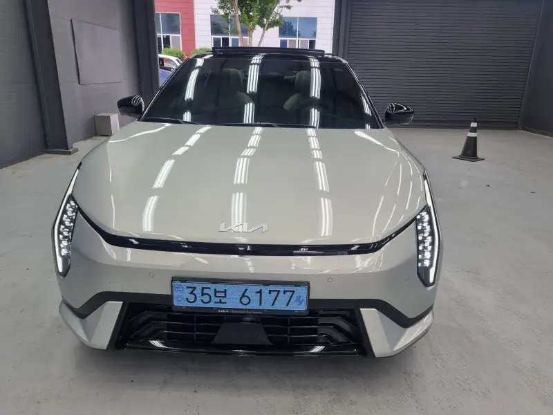 Kia EV4