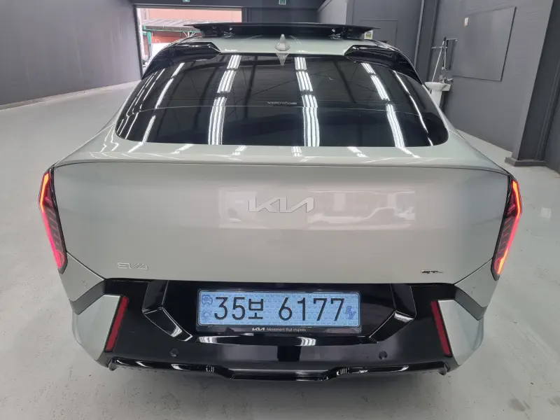 Kia EV4
