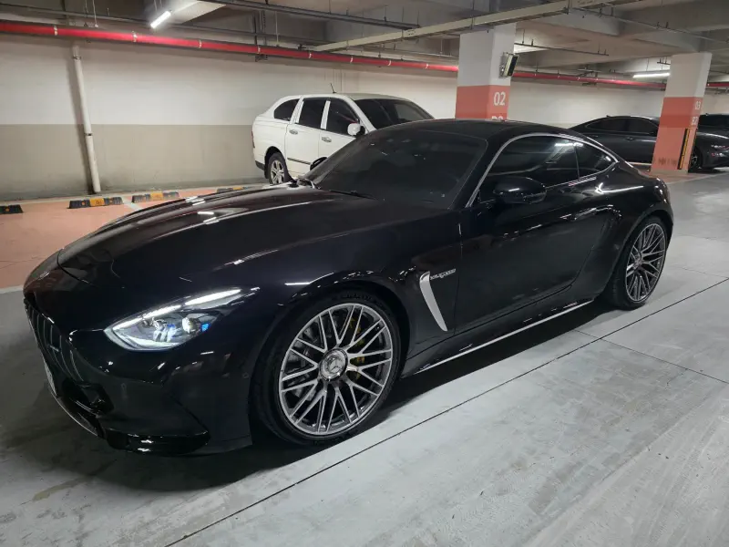 Mercedes-Benz AMG GT