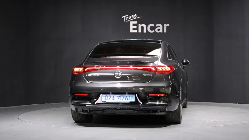 Mercedes-Benz EQE