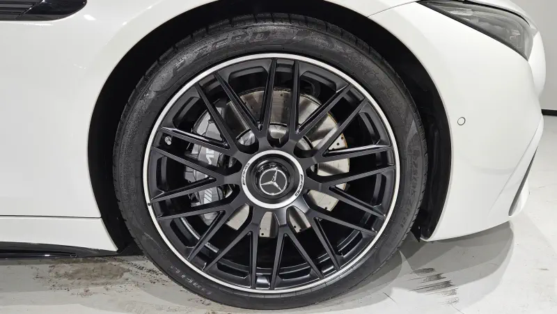 Mercedes-Benz SL-Class