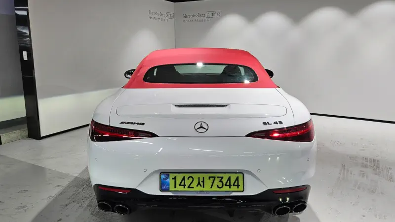 Mercedes-Benz SL-Class