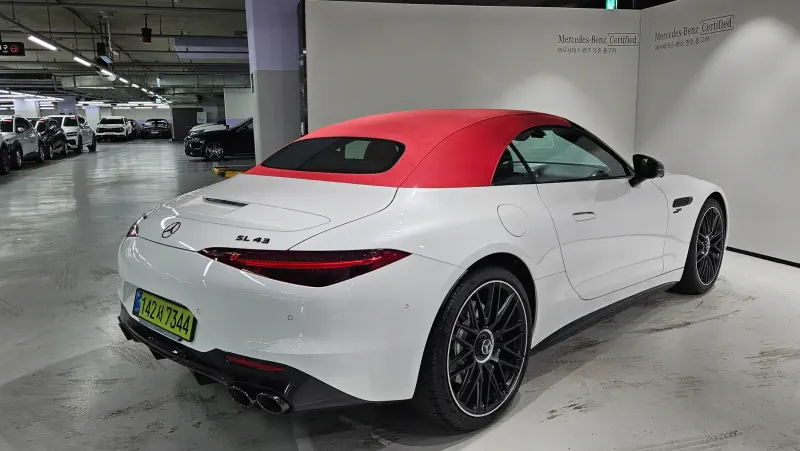 Mercedes-Benz SL-Class