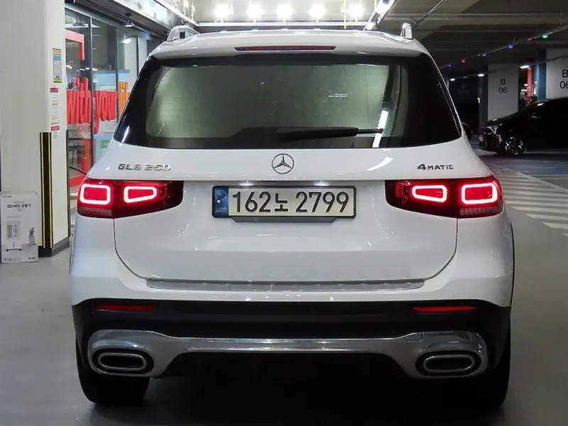 Mercedes-Benz GLB-Class