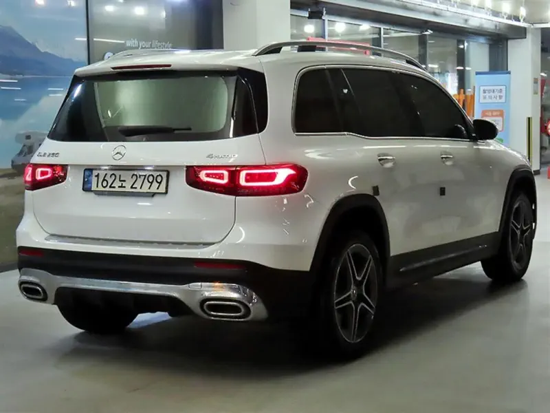 Mercedes-Benz GLB-Class