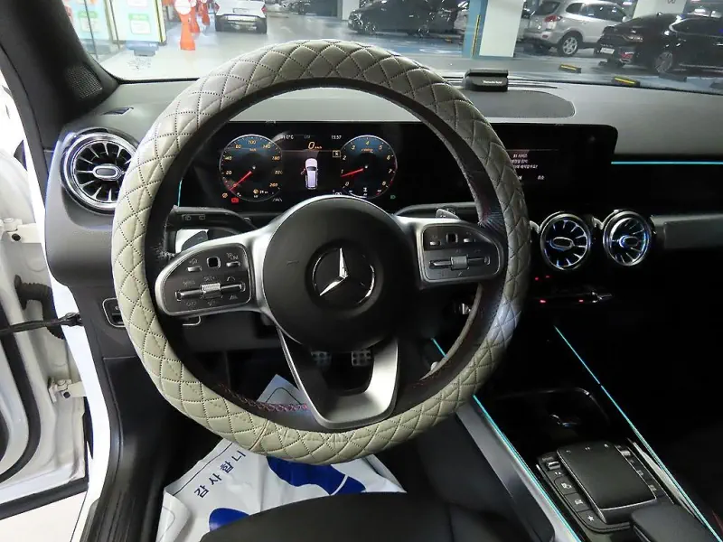 Mercedes-Benz GLB-Class