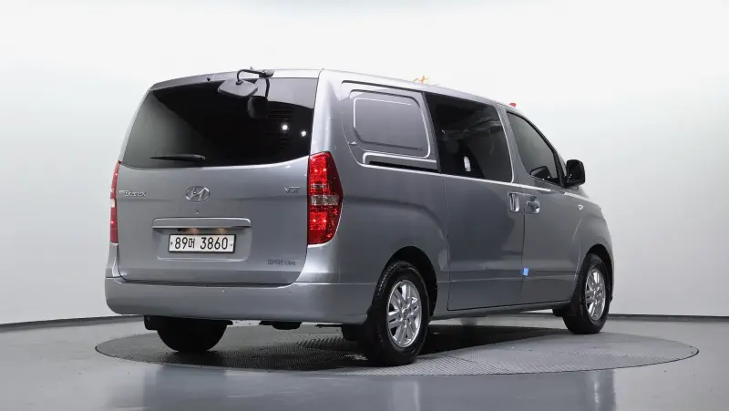 Hyundai Grand Starex