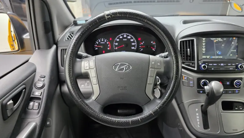 Hyundai Grand Starex