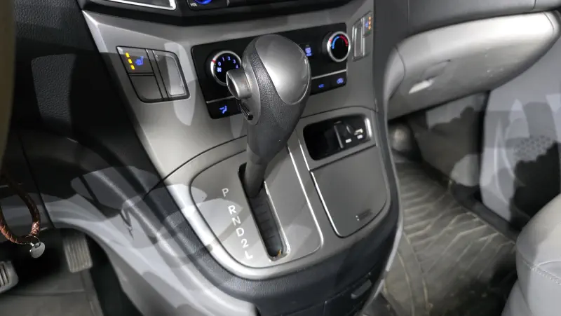 Hyundai Grand Starex