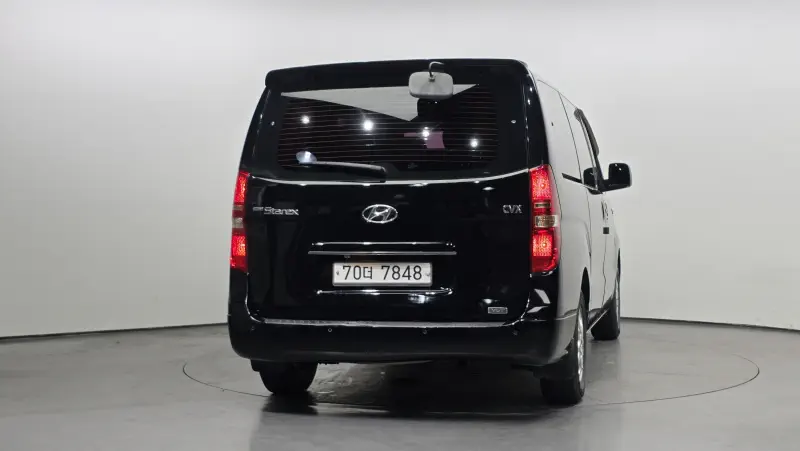 Hyundai Grand Starex