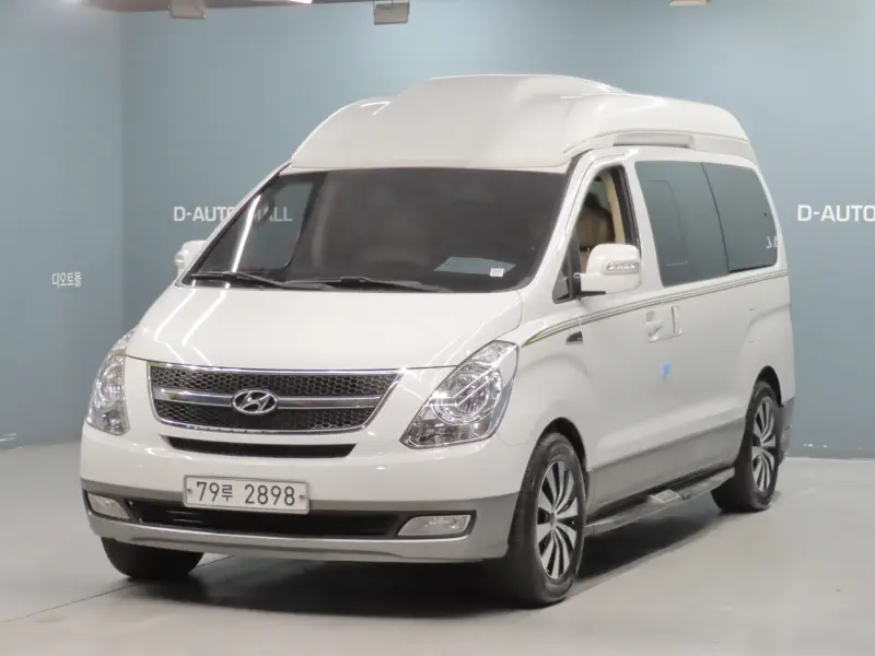 Hyundai Grand Starex