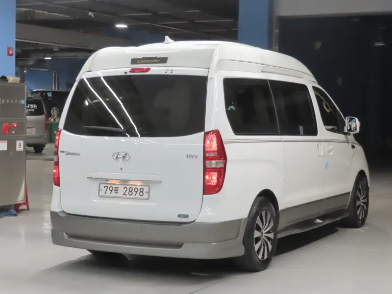 Hyundai Grand Starex