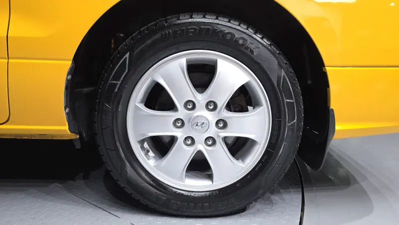 Hyundai Grand Starex