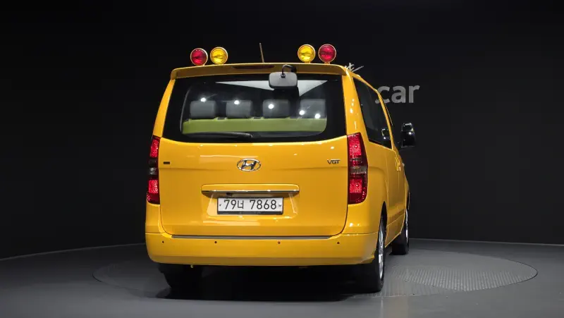 Hyundai Grand Starex