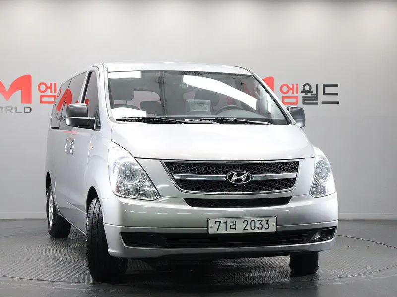 Hyundai Grand Starex