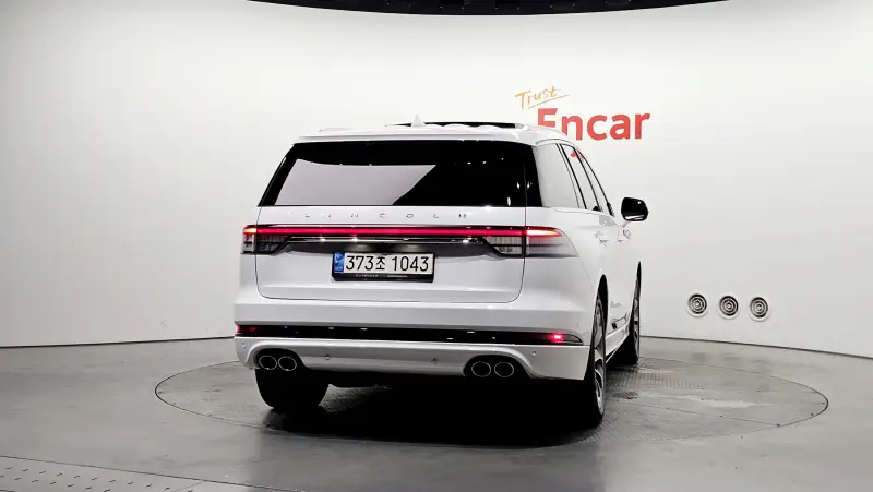 Lincoln Aviator