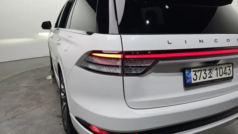 Lincoln Aviator