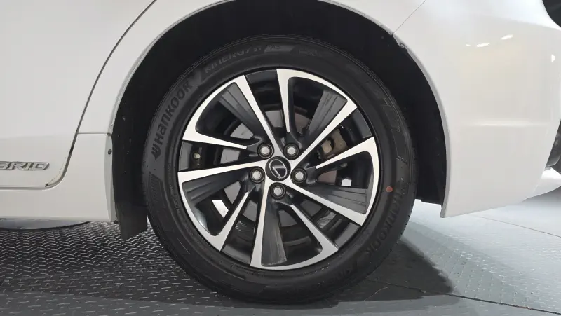 Lexus CT200h