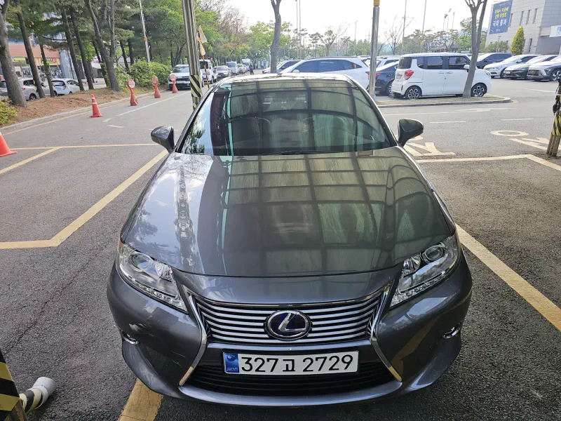 Lexus ES300h