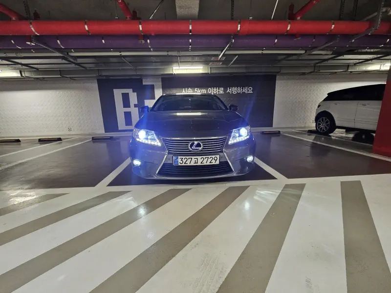 Lexus ES300h