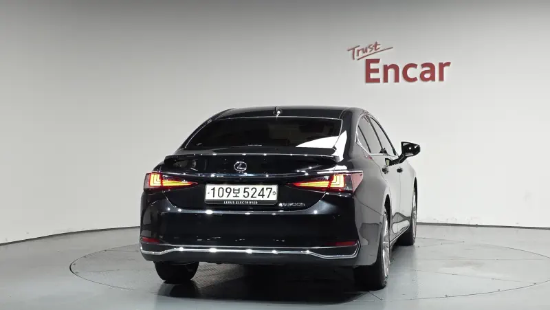 Lexus ES300h