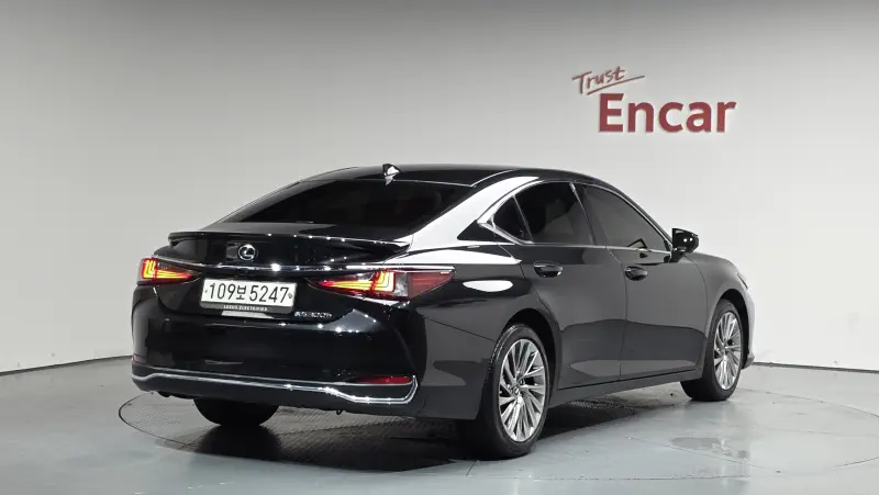 Lexus ES300h