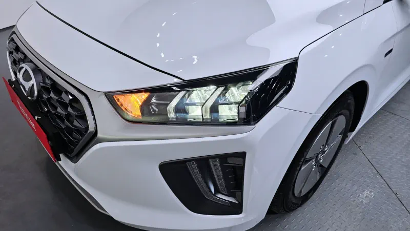 Hyundai Ioniq