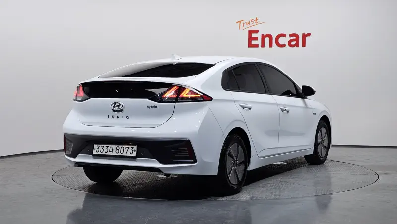 Hyundai Ioniq