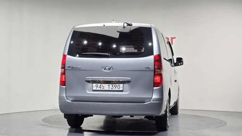 Hyundai Grand Starex