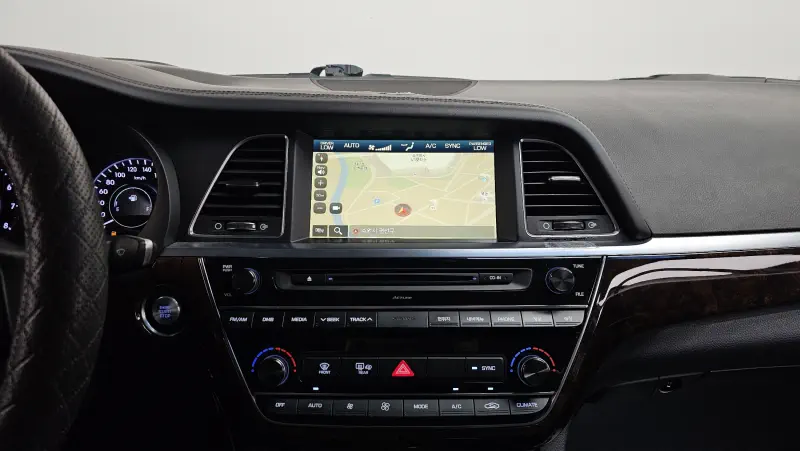 Hyundai Aslan