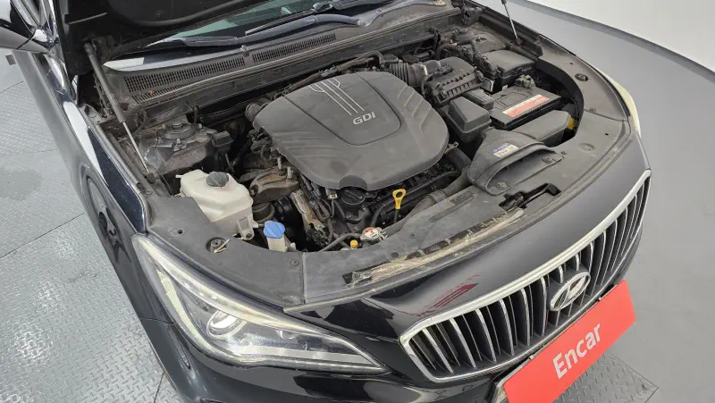 Hyundai Aslan