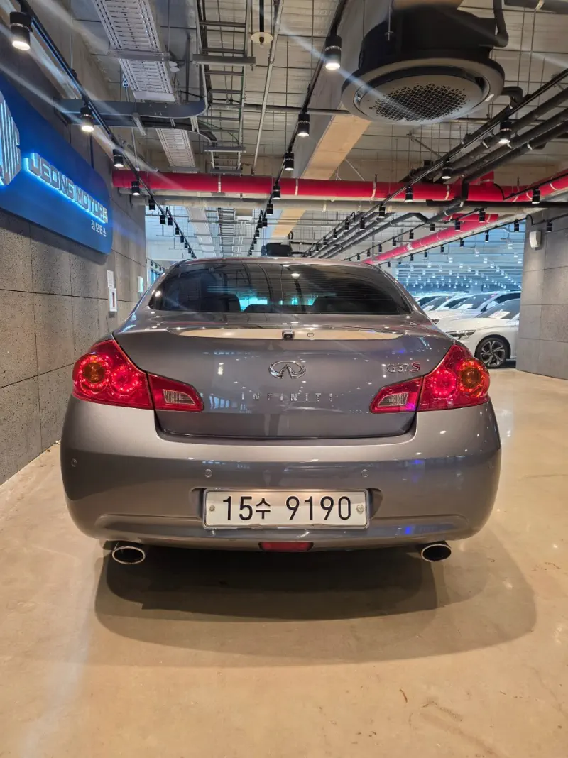 Infiniti G37