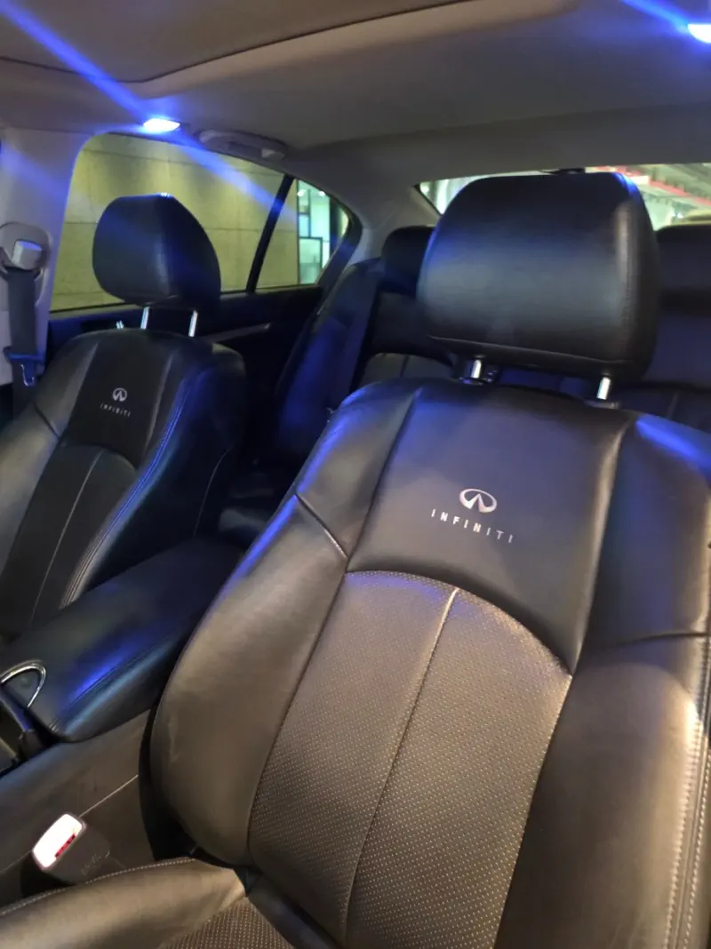 Infiniti G37