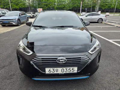 Hyundai Ioniq