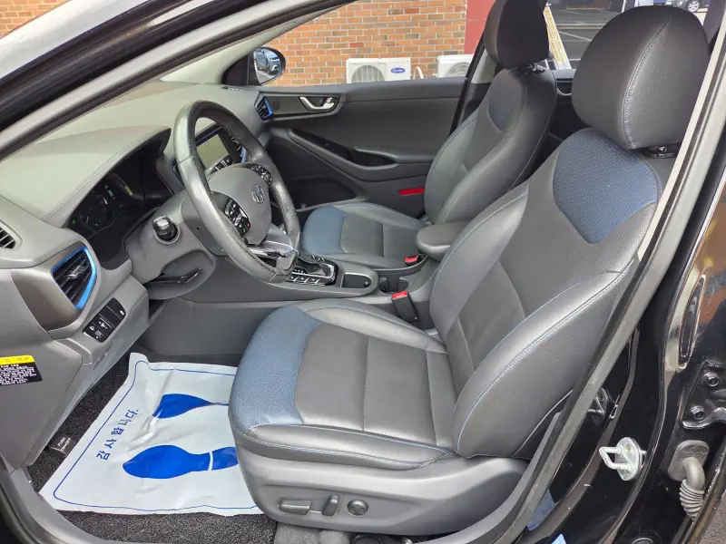 Hyundai Ioniq