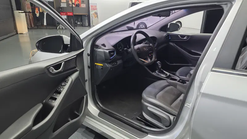 Hyundai Ioniq