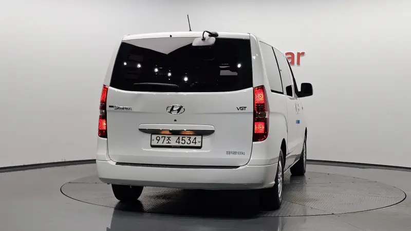 Hyundai Grand Starex