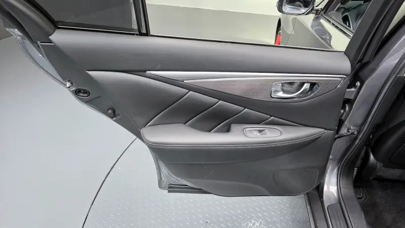 Infiniti Q50