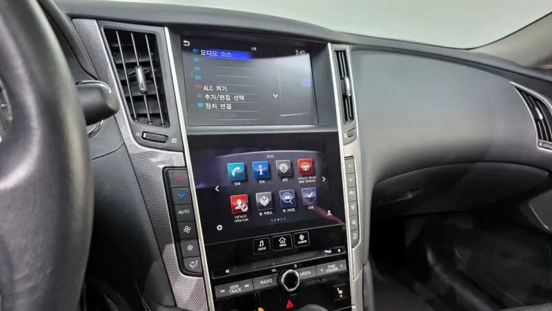 Infiniti Q50