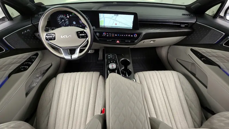 Kia K8