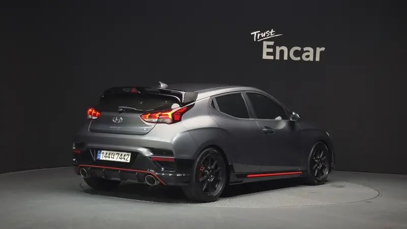 Hyundai Veloster