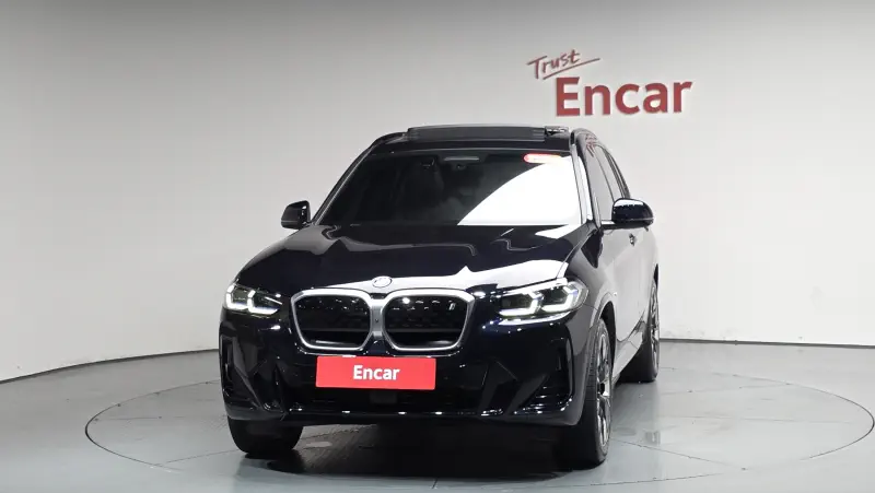 BMW iX3