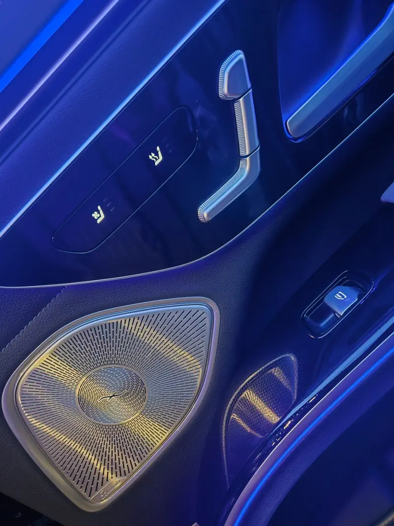 Mercedes-Benz EQS