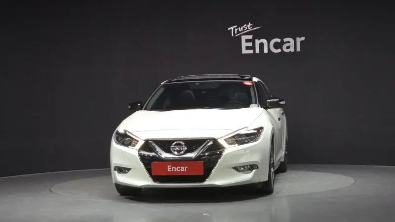 Nissan MAXIMA