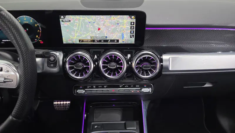 Mercedes-Benz GLB-Class