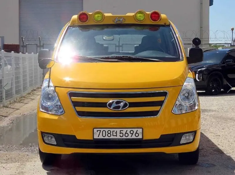 Hyundai Grand Starex