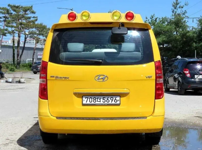 Hyundai Grand Starex
