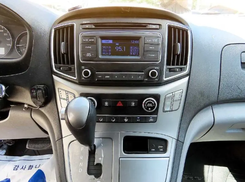 Hyundai Grand Starex