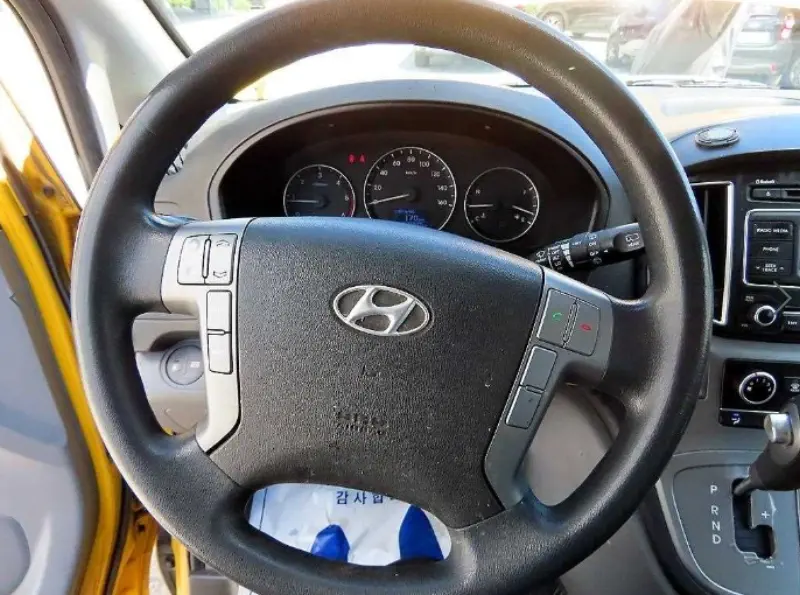Hyundai Grand Starex