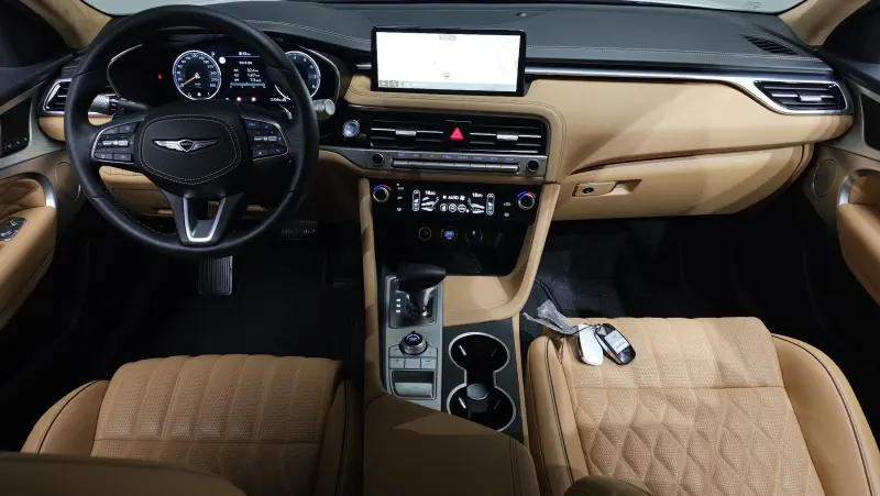 Genesis G70